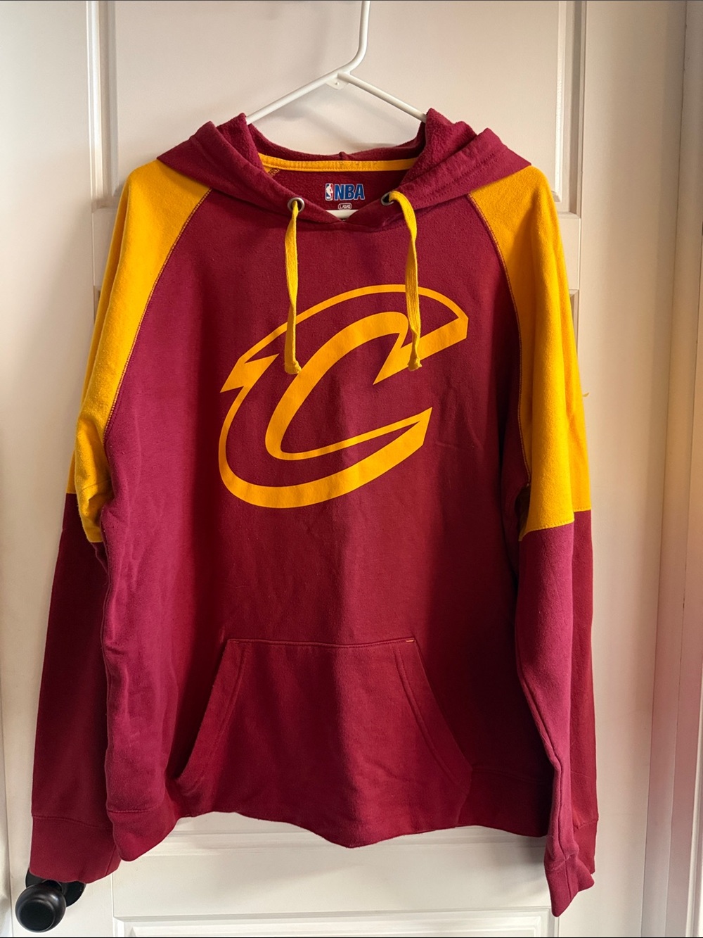 NBA Cleveland Cavaliers Maroon and Gold Crewneck Sweatshirt